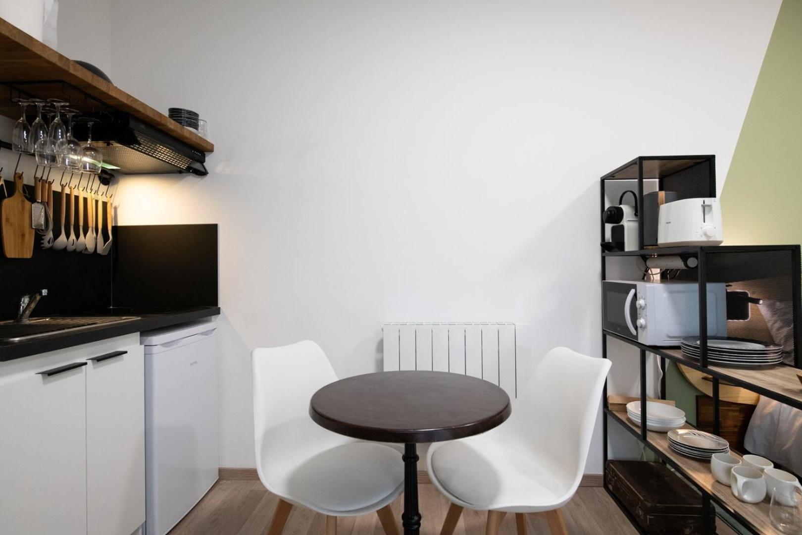 Suite Kella Tassin - Beau Studio Renove Luaran gambar