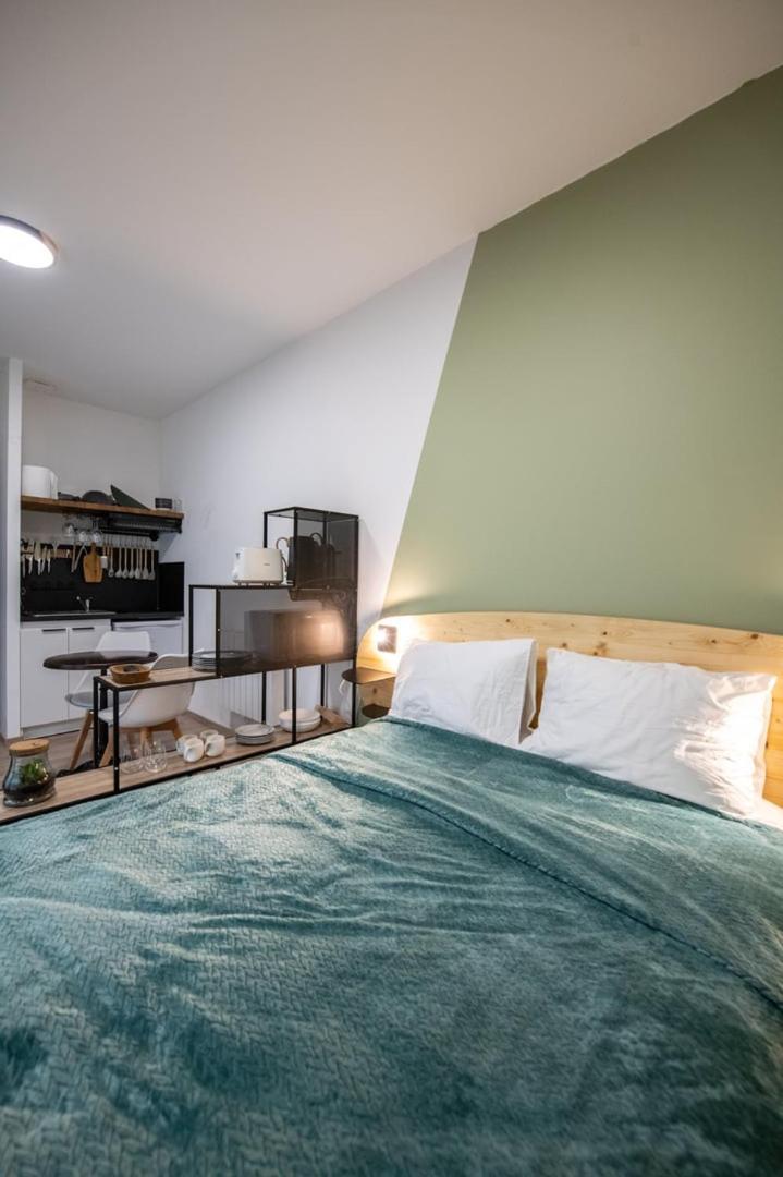Suite Kella Tassin - Beau Studio Renove Luaran gambar