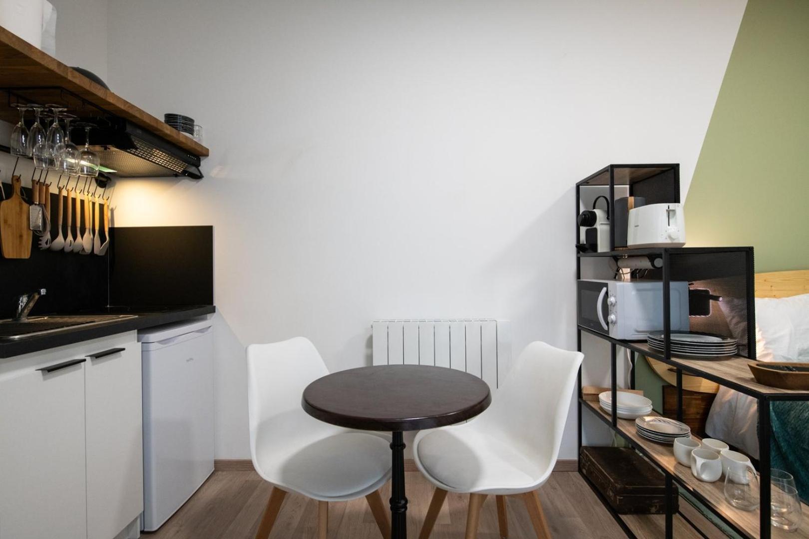 Suite Kella Tassin - Beau Studio Renove Luaran gambar