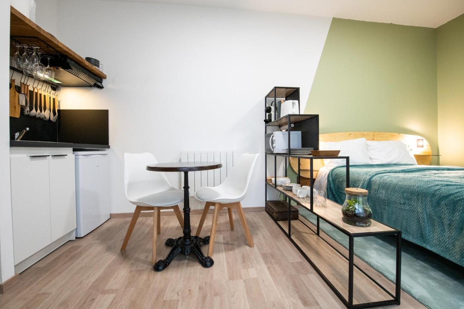 Suite Kella Tassin - Beau Studio Renove Luaran gambar